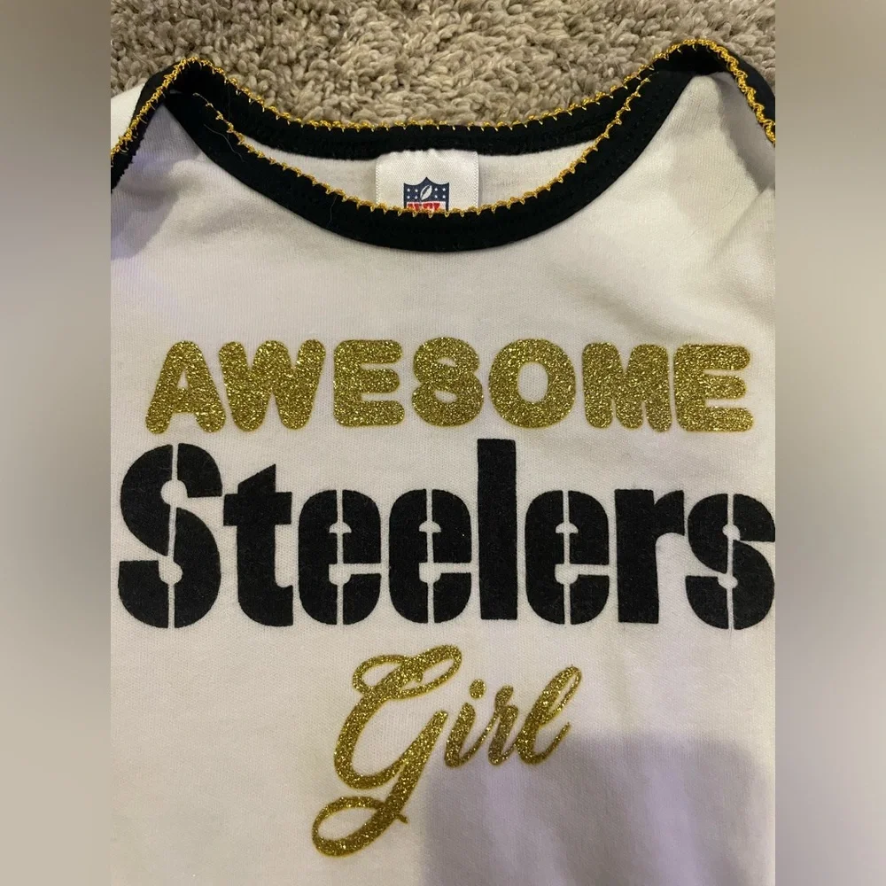 NWOT NFL Steelers Football Baby Girl Long Sleeved Onesie
